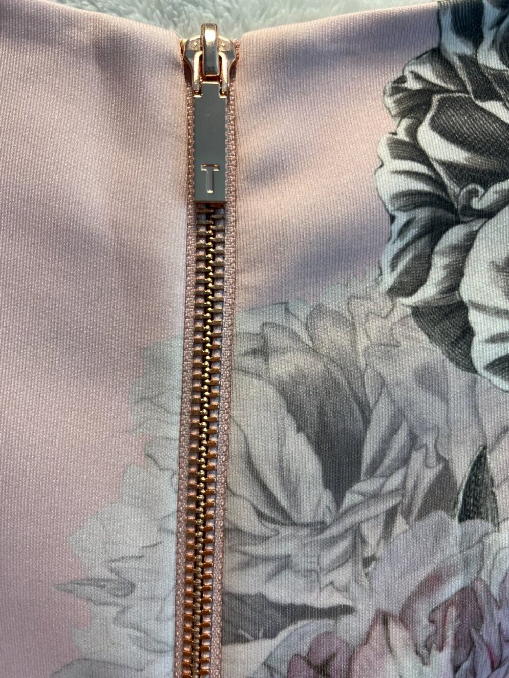 Ted Baker HAIILIE Blush Pink Floral Stretch Dress Size 3 (US 8) - Picture 5 of 8